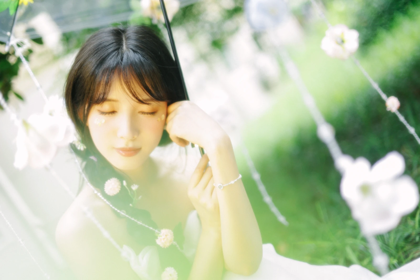 [YITUYU]艺图语-2024.10.17-花雨-一只阿梦崽-[24P-90MB]-9.webp